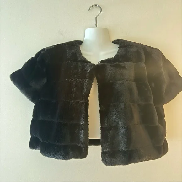 Jason Wu Black Faux Fur Vest bolero - Picture 2 of 10